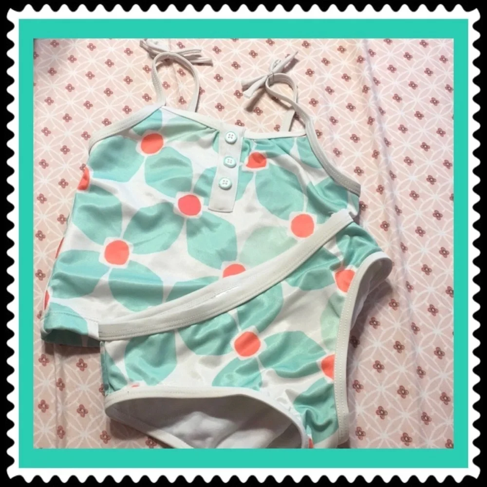 🦁Gymboree girls two piece swimsuit size 5 GUC